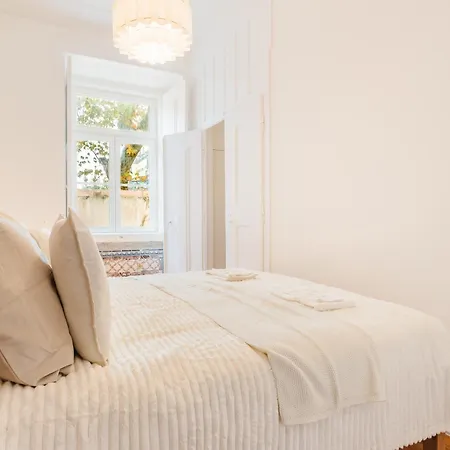 Spacious - 6 Bed - Super - Lux * Lisboa