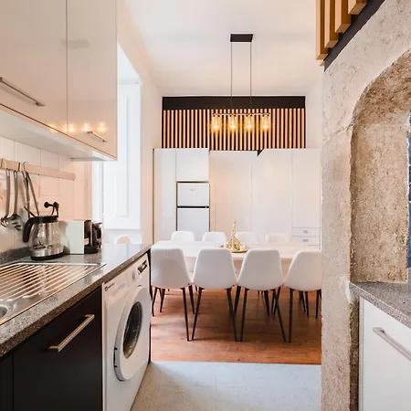 아파트 Spacious - 6 Bed - Super - Lux *