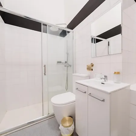 Apartamento Spacious - 6 Bed - Super - Lux