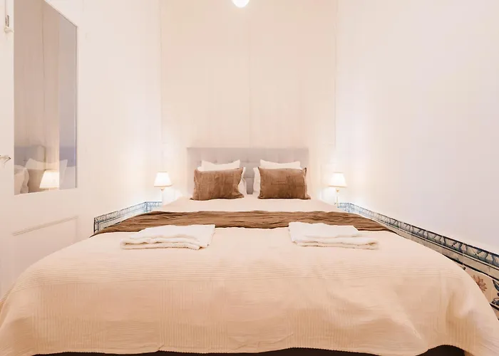 Iconic 6br Luxury In Center 아파트