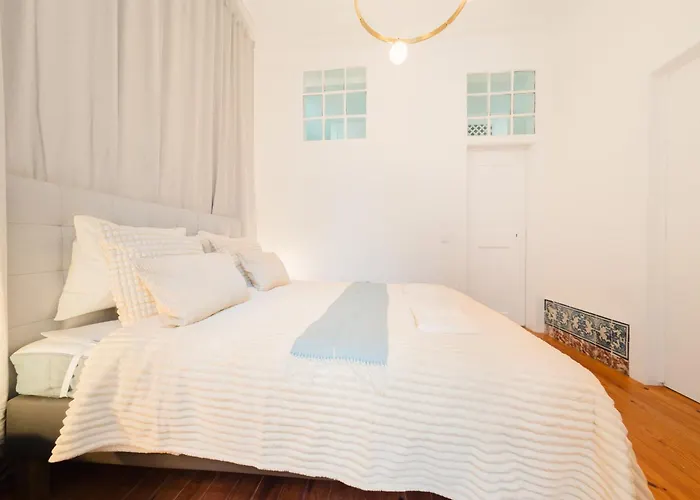 Iconic 6br Luxury In Center 리스본